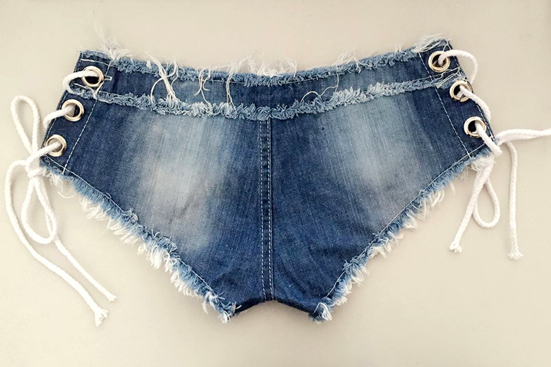 Women's denim shorts - obrazek 6